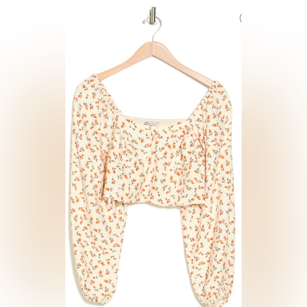 BCBG Generation crop top. Size Med - Picture 3 of 13